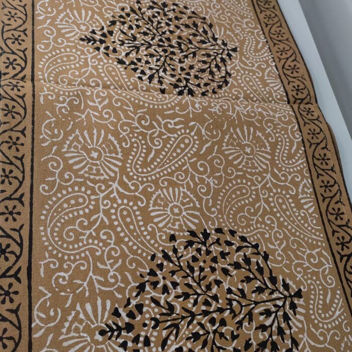 Table runner