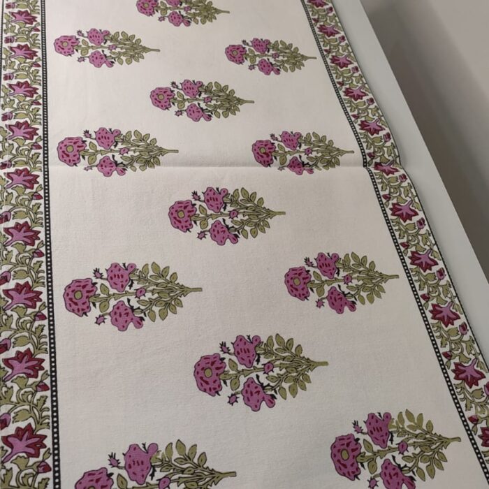 Table runner